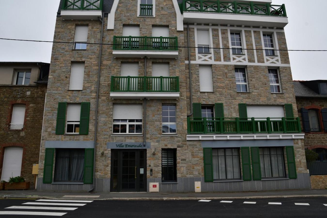Studio Neuf A Louer A Dinard 3 Nuits Minimum Экстерьер фото